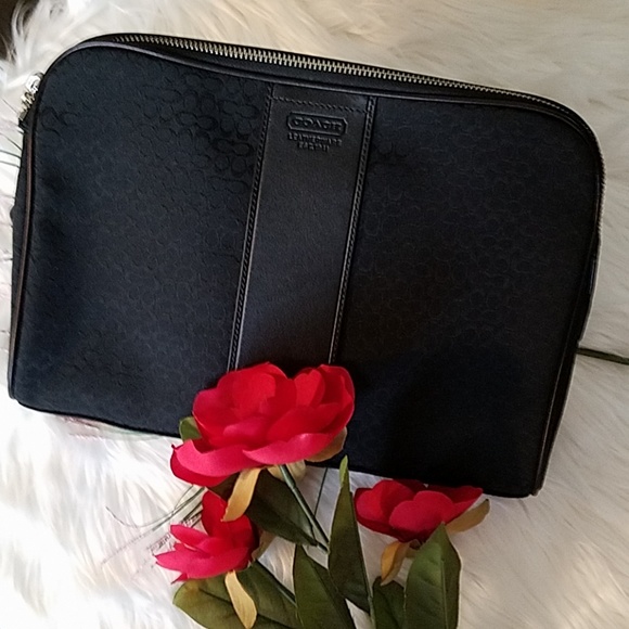 Coach Handbags - COACH LARGE BEAUTY TRAVEL CASE